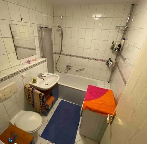 Schoene Altbauwohnung Mit Gruen In Ruhiger Lage Leipzig